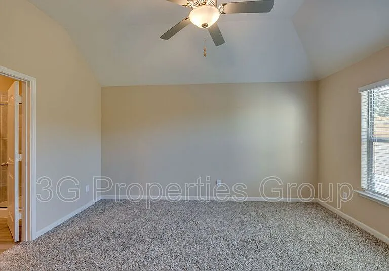 352 Lowery Oaks Trl — Photo 18