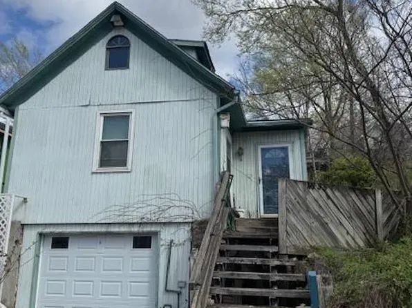 4635 Genessee St, Kansas City, MO 64112
