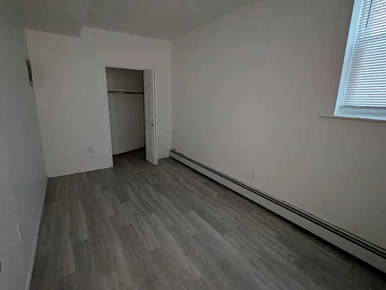 1395 Kearney Ave #C — Photo 5