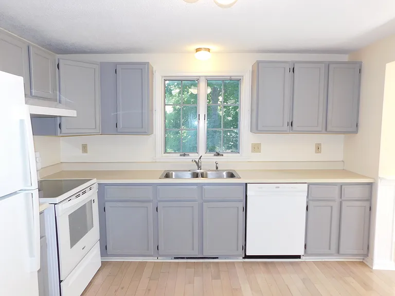 4 Willow Creek Ln — Photo 31