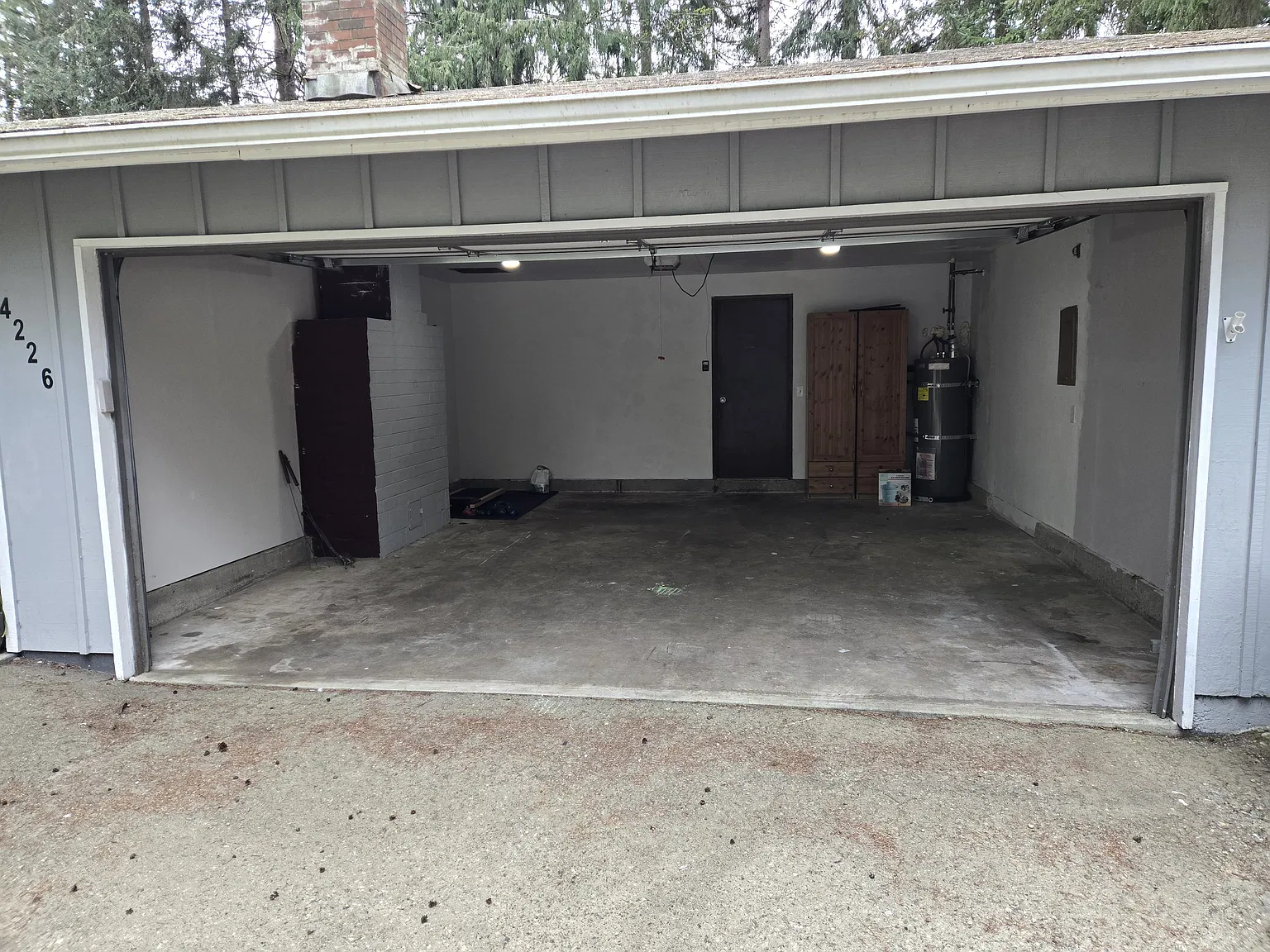 3 bed, 1168 sqft, $3,000 — Photo 3
