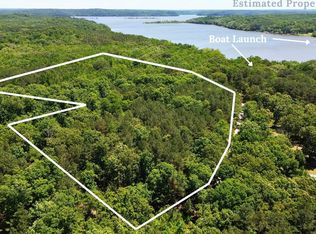 8121 Lick Creek Rd, Big Sandy, TN 38221