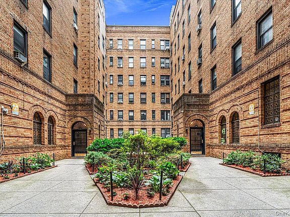 2nd image of 8344 Lefferts Boulevard #3D