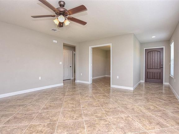 5th image of 513 Salado Creek Ln