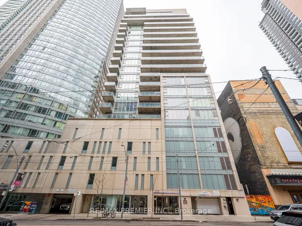 220 Victoria St #705, Toronto, ON M5B 2R6