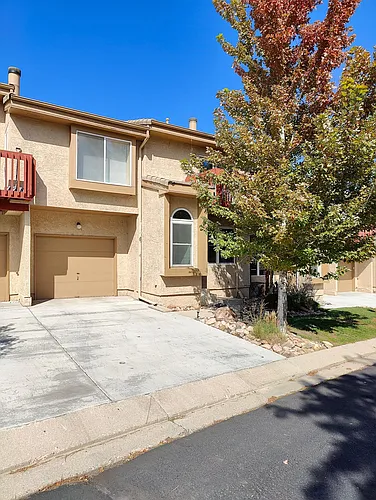 2092 Bristlecone Dr Photo 1