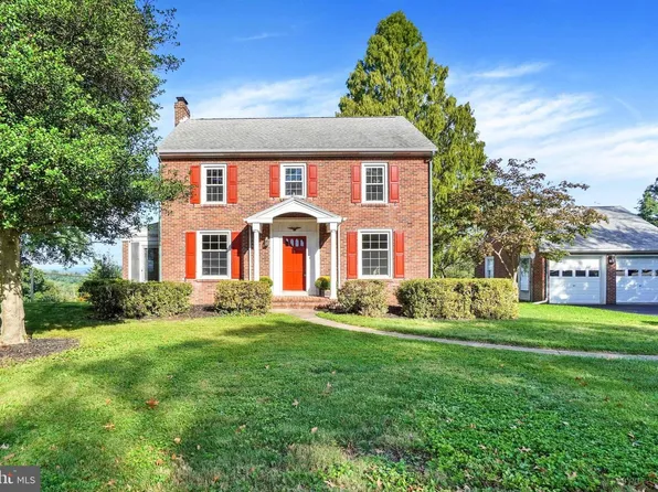 303 Edgehill Rd, York, PA 17403