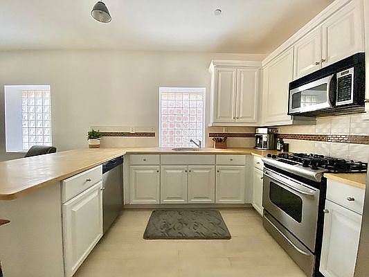 4th image of 1214 31st Ave APT 1