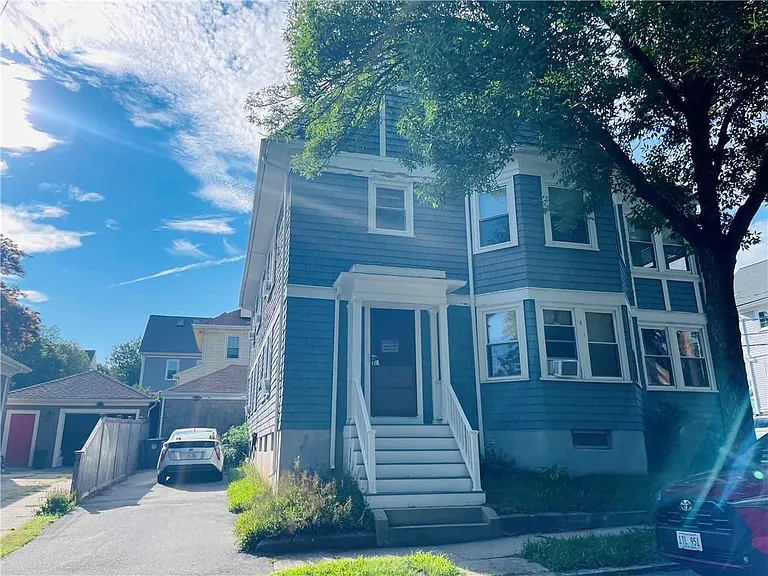 460 Morris Ave #2 — Photo 13