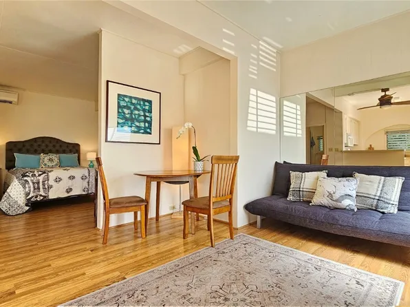 1024 Spencer St APT 4, Honolulu, HI 96822