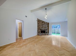 34 N High Oaks Cir, Spring, TX 77380