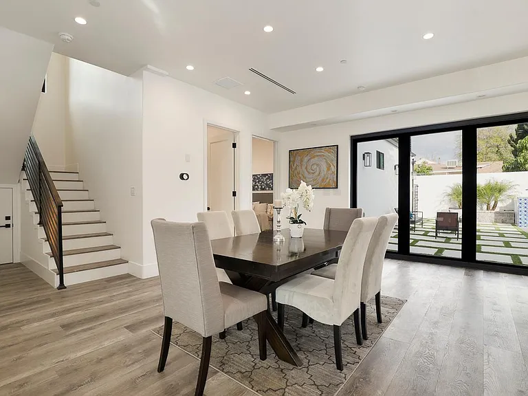 5202 Avenida Oriente — Photo 27