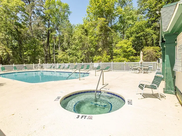 665 Tupelo Ln — Photo 46