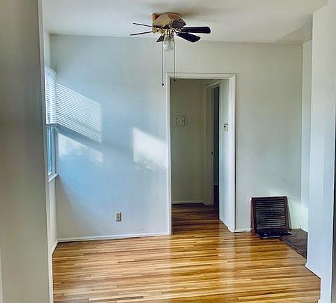 2nd image of 2612 Wyoming Ave