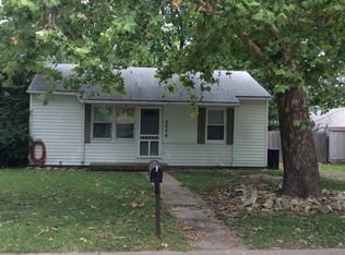 2004 Judson St, Manhattan, KS 66502