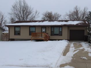 815 W 10th St, Schuyler, NE 68661