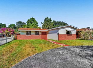 1535 NE 180th St, North Miami Beach, FL 33162