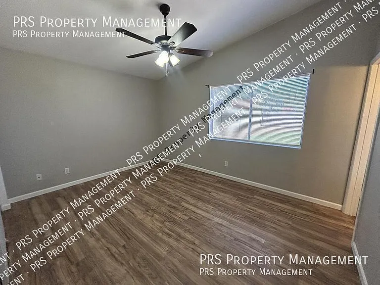 2207 W Monroe St — Photo 31