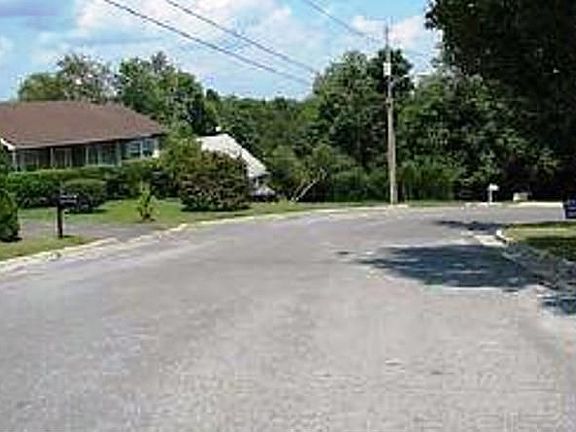 3rd image of 20 Mount Vernon Ct