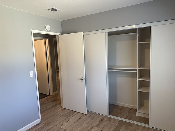 5th image of 7060 Brighton Dr