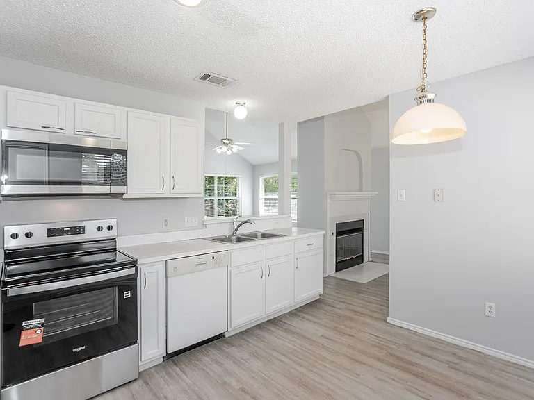 2802 Granite Ave — Photo 9