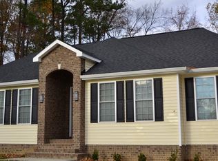 2537 N Independence Dr, Montross, VA 22520