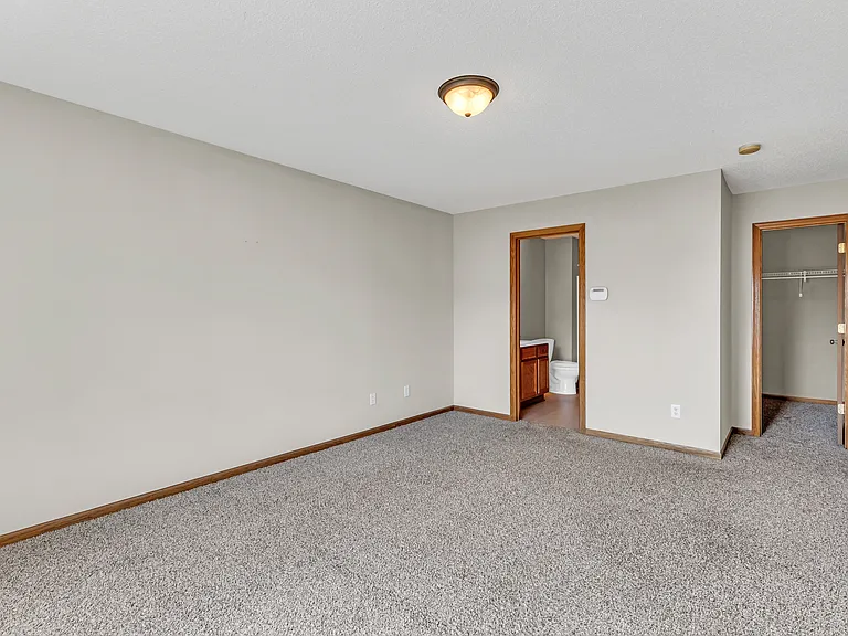 6834 Meadow Grass Ln S — Photo 27