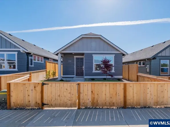 4747 SE Harrier St, Albany, OR 97322