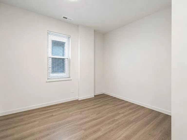 3318 S Morgan St #2F — Photo 5