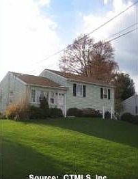 2nd image of 40 Minthal Dr