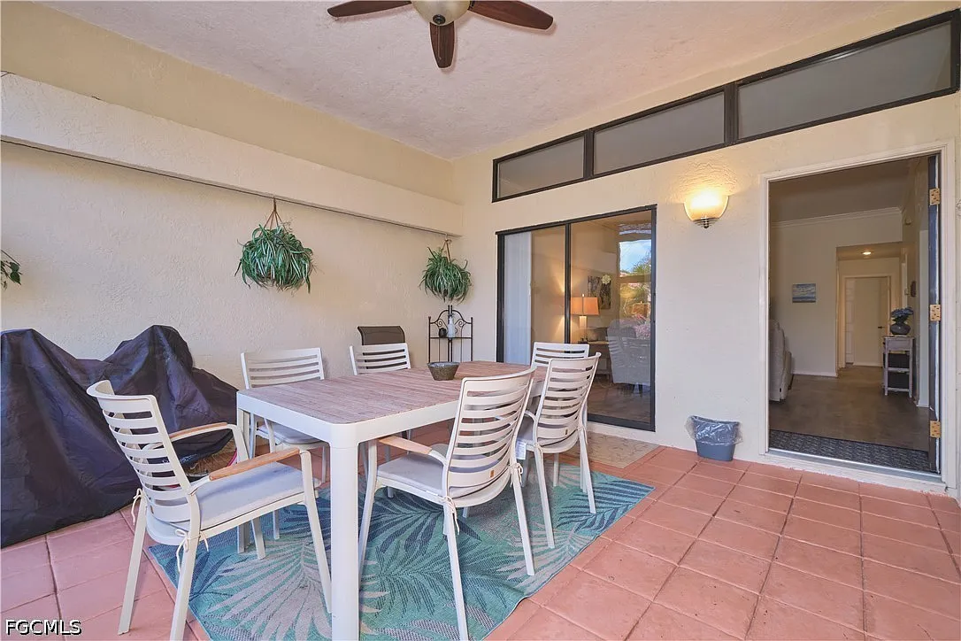 2 bed, 2.0 bath, 1306 sqft, $1,800 — Photo 4