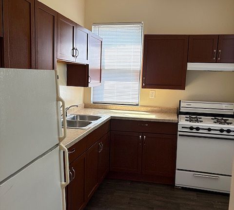 5th image of 6164 S Michigan Ave Floor 2