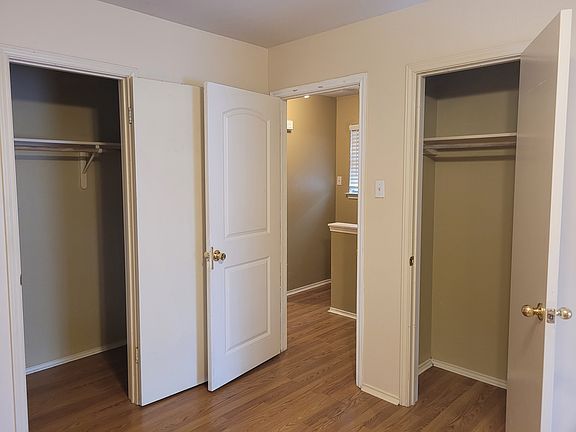 5th image of 9604 Nightjar Dr #B