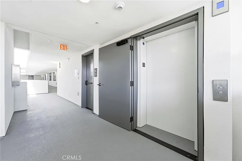 2 bed, 1452 sqft, $12,000 — Photo 3