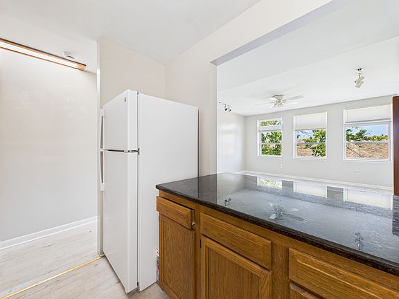 4th image of 743 Corinthian Ave #3R