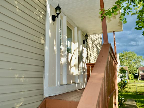 4th image of 1873 Whaler Ln