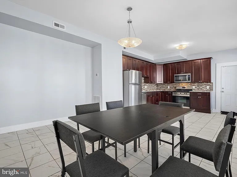 1713 E Lafayette Ave — Photo 12