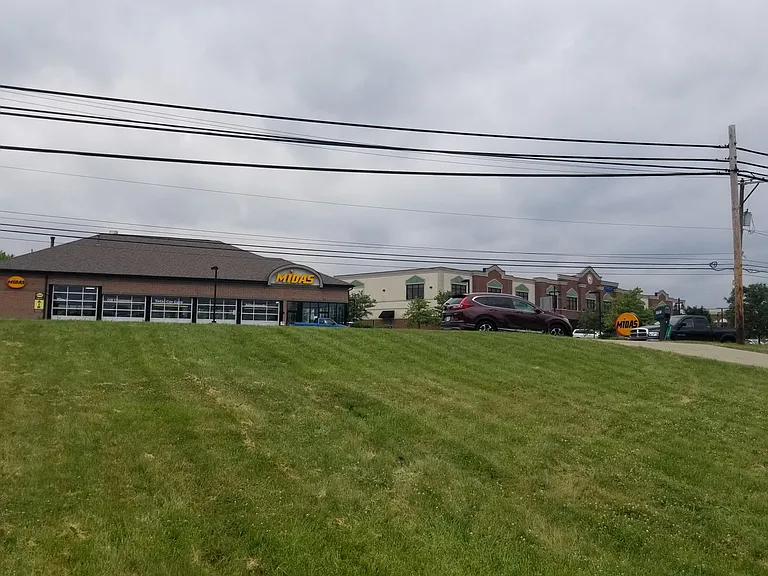 6703 Cincinnati Dayton Rd — Photo 21