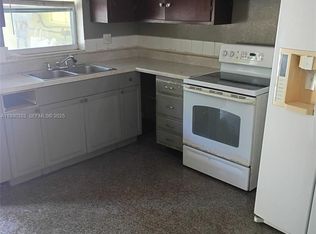 1017 Chipola Rd APT A, Fort Pierce, FL 34950