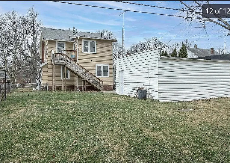 4370 Eastway St — Photo 11