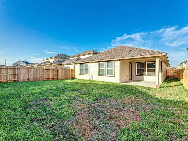 7214 Toluca Dr — Photo 24