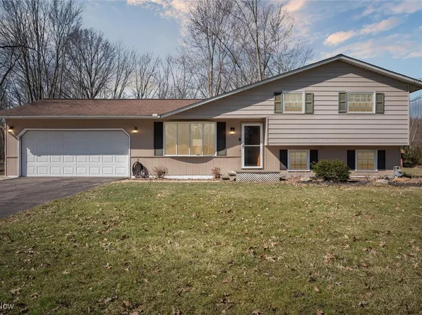 5476 Lear Nagle Rd, North Ridgeville, OH 44039