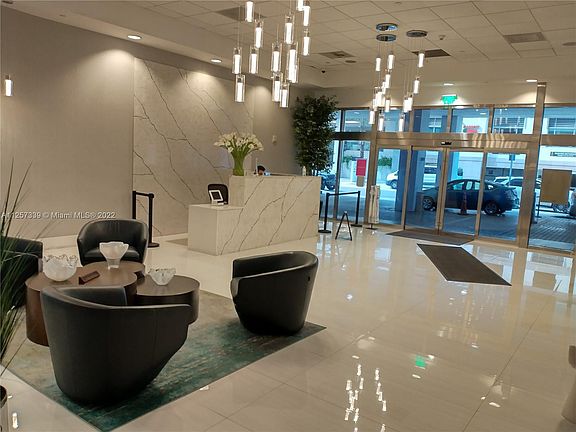 4th image of 1200 Brickell Bay Dr APT 2317