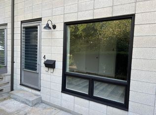 4600 Post Rd APT 4, East Greenwich, RI 02818