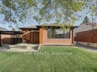 13 Newark Ave, Hamilton, ON L8K 3Y5