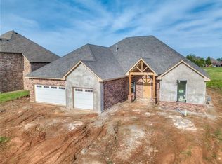 11445 Fairways Ave, Yukon, OK 73099