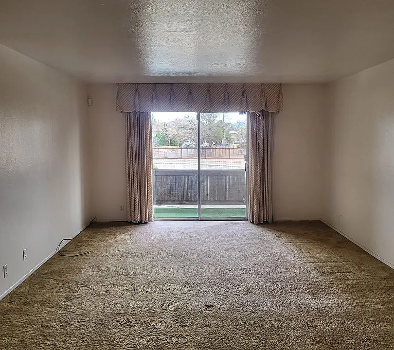 1601 Pennsylvania St NE #Y-2