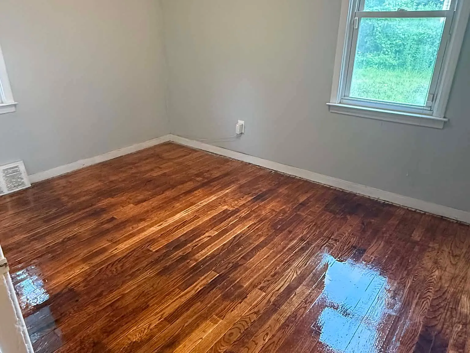 2 bed, 696 sqft, $950 — Photo 4