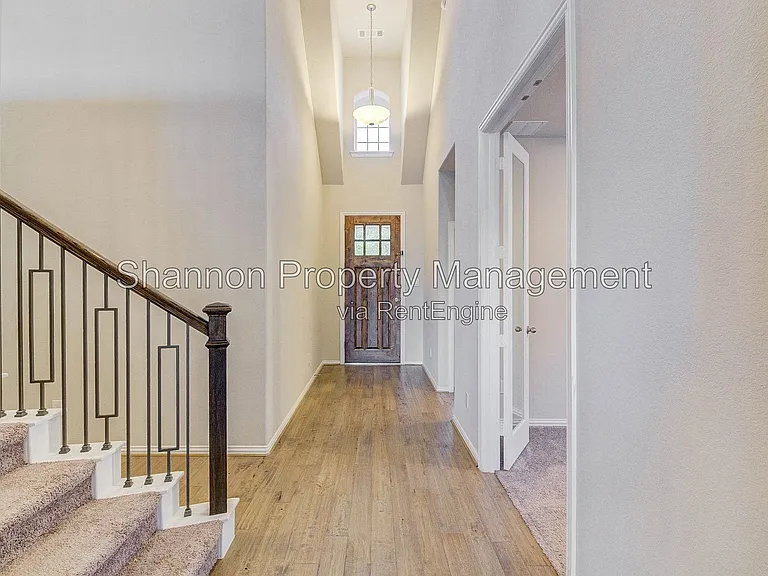 6102 Grace Falls Dr — Photo 3