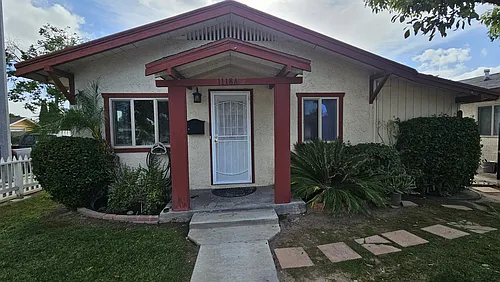 1118 W Pearl St #A Photo 1